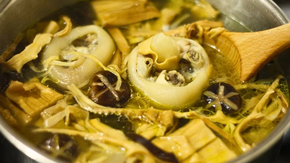 cach-lam-mong-gio-ham-mang-kho-ngon-het-y-article-6