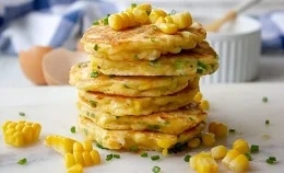 3-cach-lam-banh-ngo-bang-noi-chien-khong-dau-gion-rum-1