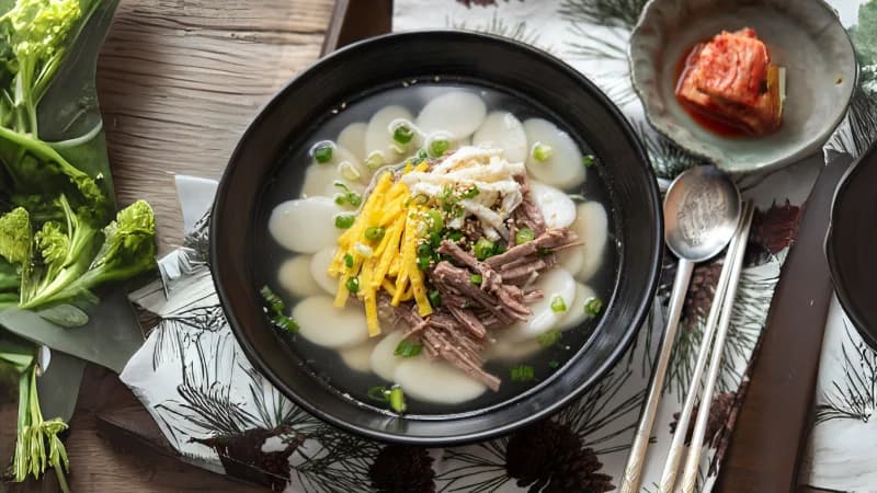 bi-quyet-nau-canh-banh-gao-han-quoc-tteokguk-ngon-tuyet-cu-meo-article-7