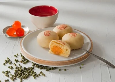 cach-lam-banh-pia-bang-noi-chien-khong-dau-don-gian-tai-nha-1