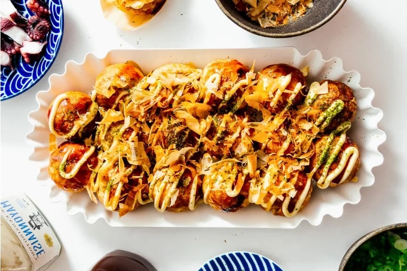 cach-lam-banh-takoyaki-bang-noi-chien-khong-dau-don-gian-article-1