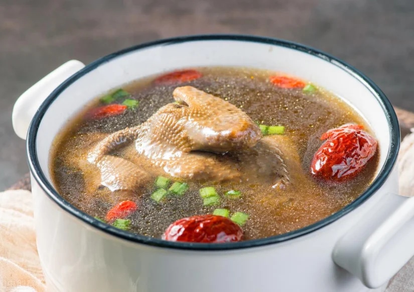 cach-lam-bo-cau-ham-hat-sen-thom-ngon-va-bo-duong-article-4