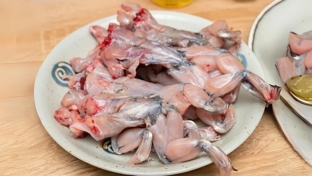 cach-lam-ech-chien-nuoc-mam-thom-ngon-dam-da-cuc-hao-com-article-2
