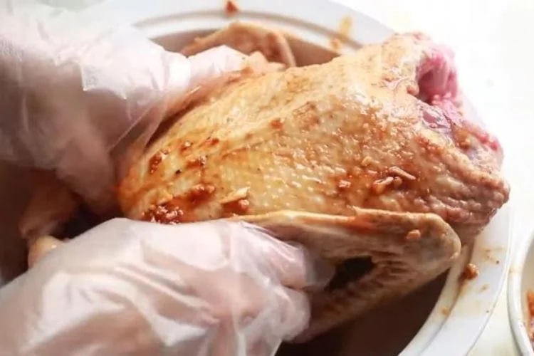 cach-lam-vit-nuong-bang-noi-chien-khong-dau-ngon-kho-cuong-article-3
