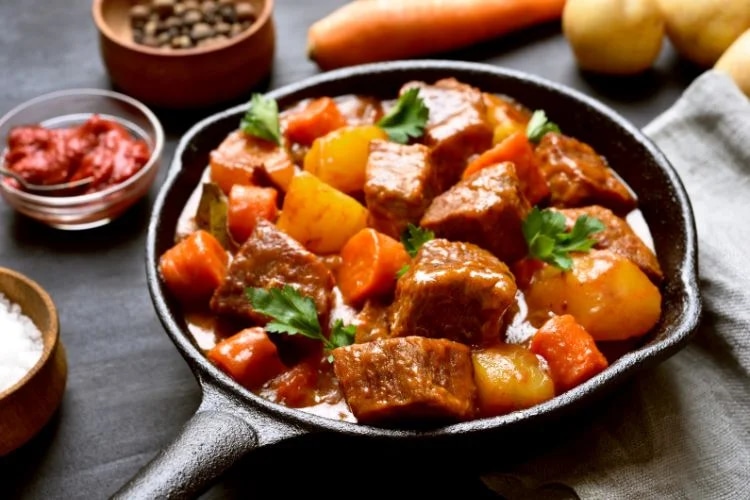 cach-nau-bo-kho-thom-ngon-mem-thit-vo-cung-don-gian-article-1