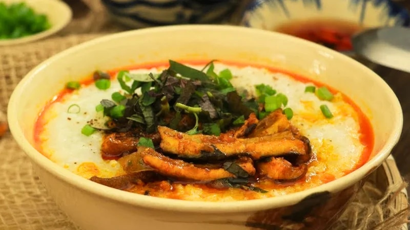 cach-nau-chao-luon-nghe-an-thom-ngon-khong-tanh-article-1