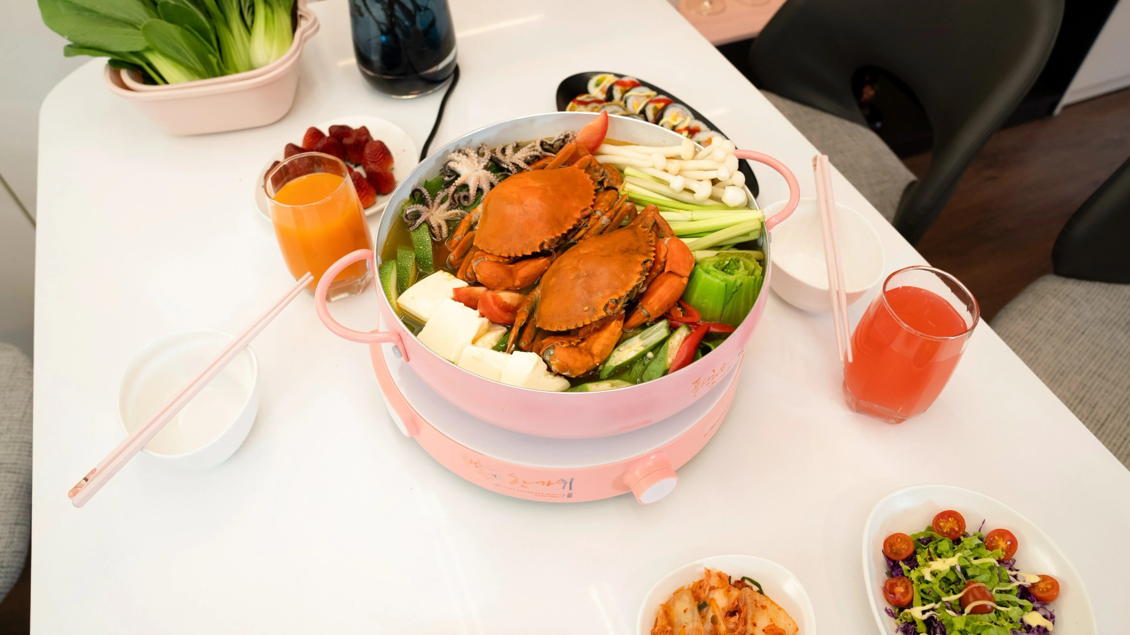 phong-cach-song-tho-mong-cung-can-bep-mang-mau-sac-lang-man-article-4