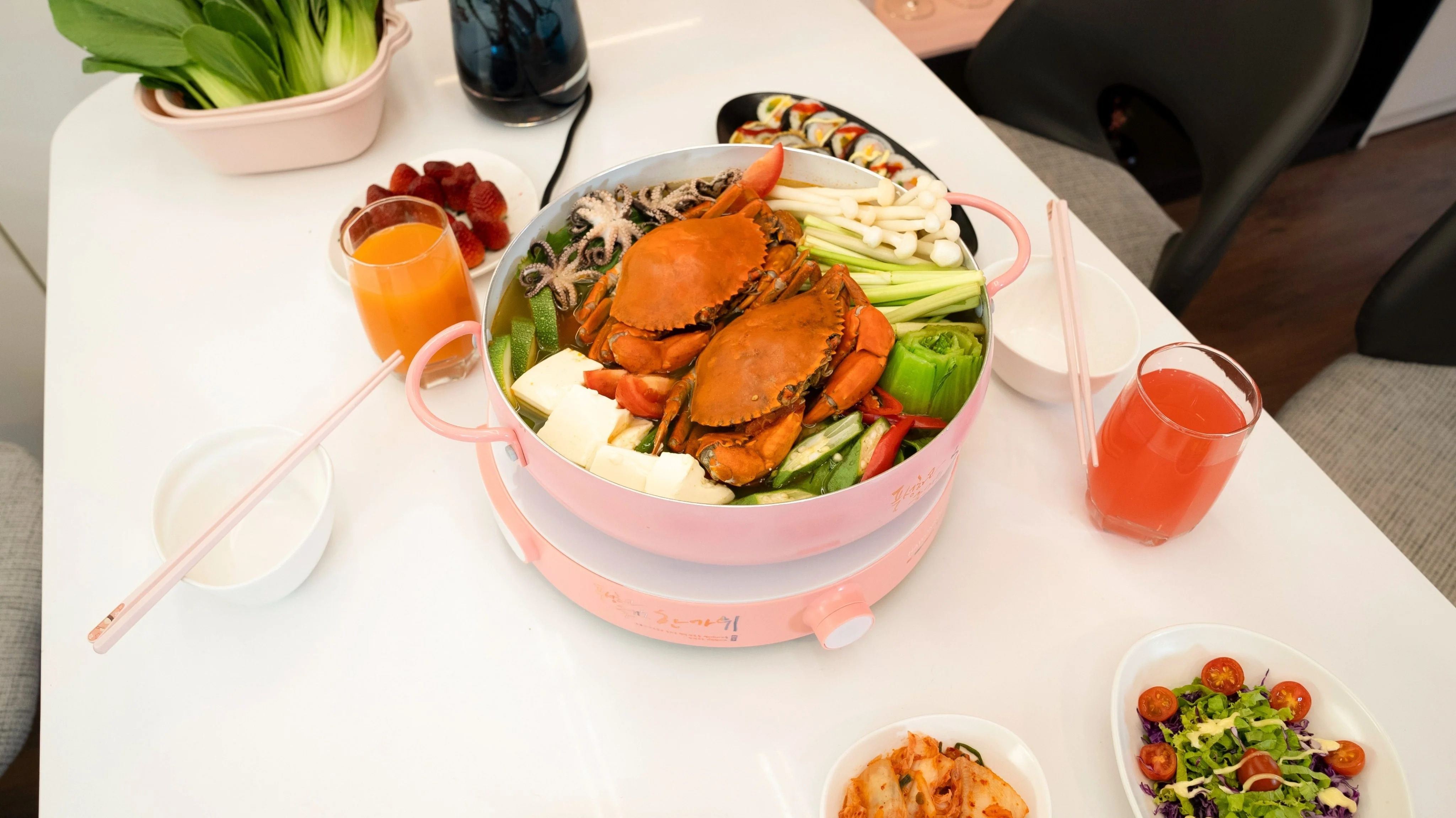 phong-cach-song-tho-mong-cung-can-bep-mang-mau-sac-lang-man-article-4