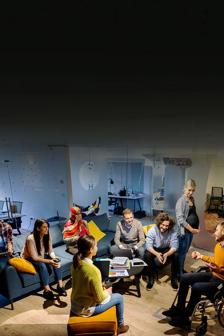 sustainability_diversity-equity-inclusion_flagship-full-bleed_mo_720x1080