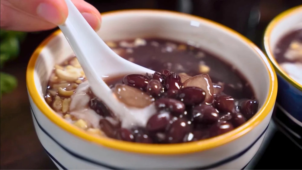 tong-hop-10-mon-che-nong-hoi-bo-duong-cho-mua-dong-article-1