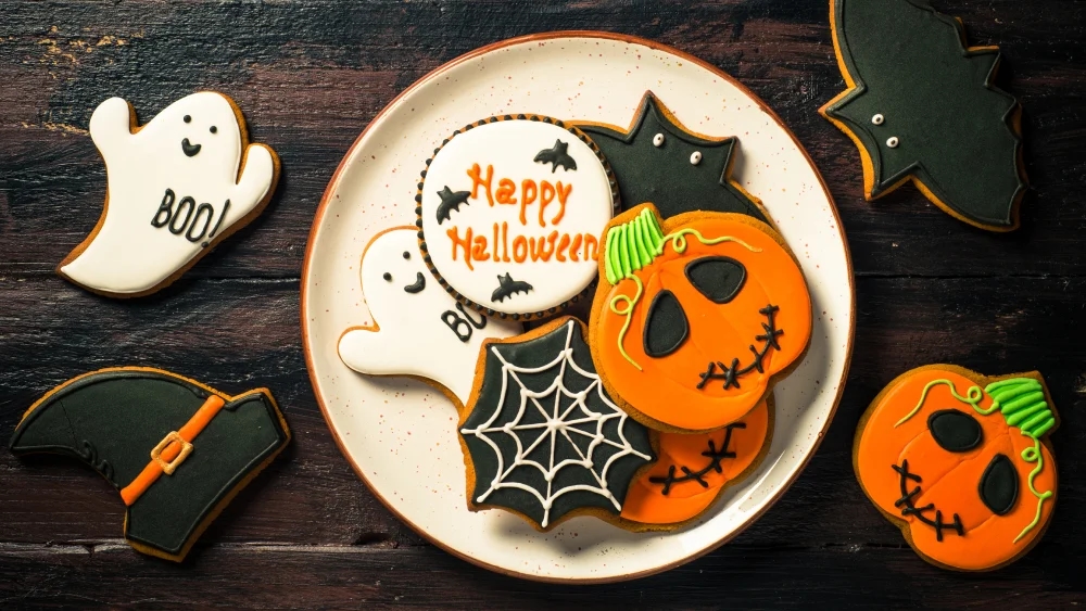 tong-hop-15-mau-banh-kem-amp-banh-quy-cho-ngay-halloween-1