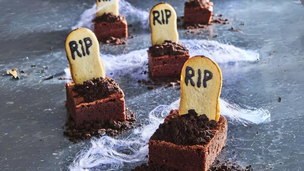 tong-hop-15-mau-banh-kem-amp-banh-quy-cho-ngay-halloween-article-16