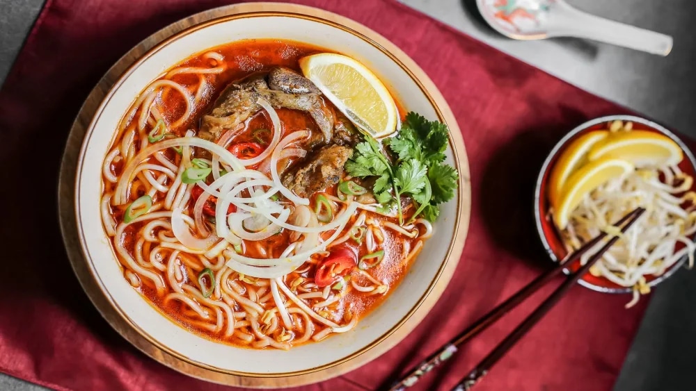 tong-hop-15-mon-an-sang-nong-hoi-cho-ngay-dong-lanh-article-11