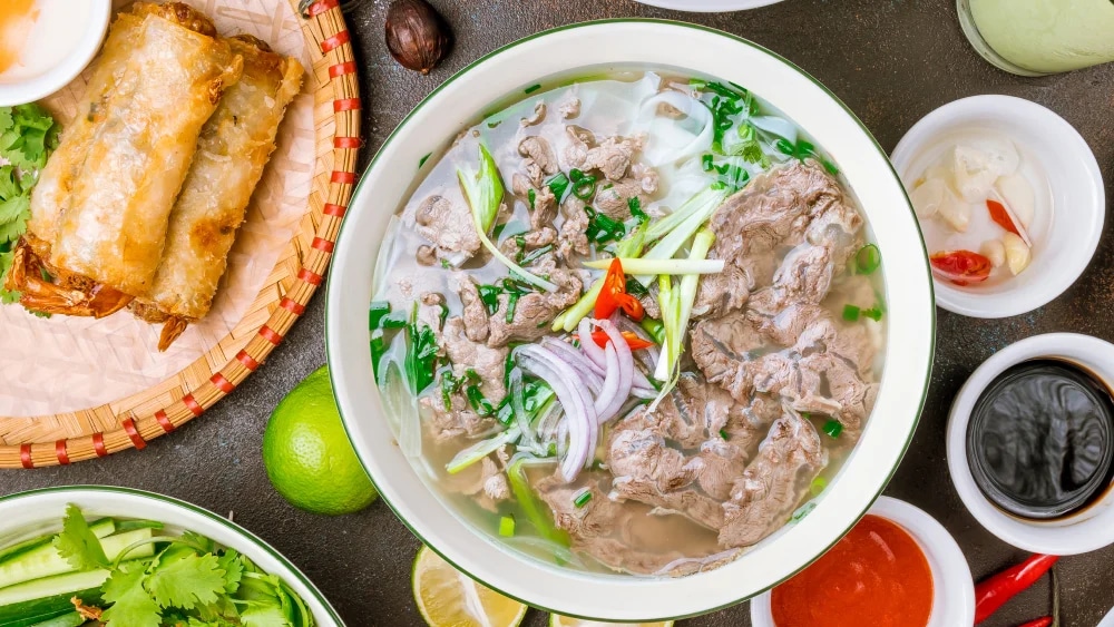 tong-hop-15-mon-an-sang-nong-hoi-cho-ngay-dong-lanh-article-2