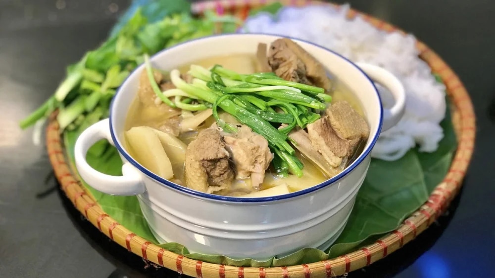 top-10-mon-lau-phu-hop-cho-mua-thu-dong-article-8